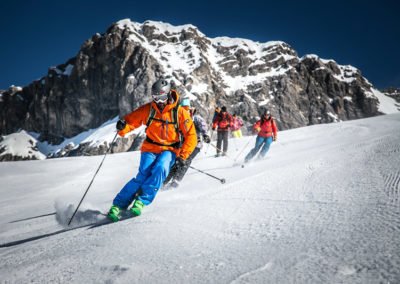 Skifahrer auf der Piste
