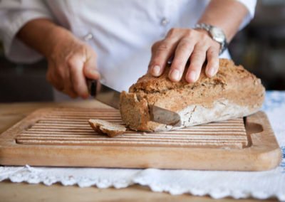 frisches-brot-lifestyle-fruehstueck