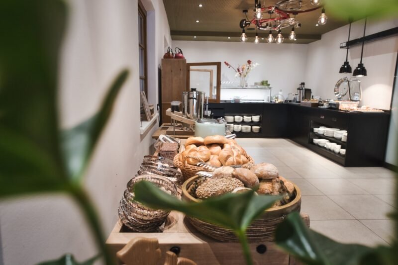 Reichhaltiges Frühstücksbuffet im Hotel die Arlbergerin in St. Anton am Arlberg